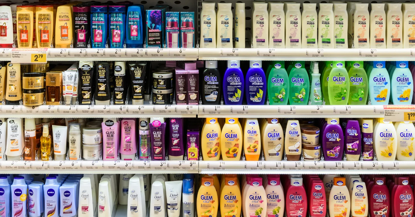 5 Euro'nun altındaki bu süpermarket şampuanları lüks saç bakım ürünlerinizin yerini alıyor… ve sonuç net